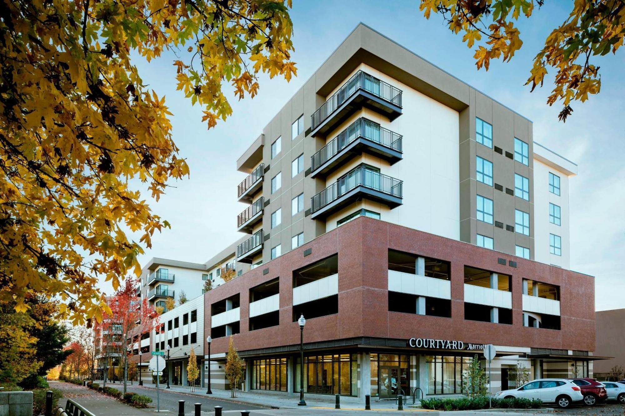 Courtyard By Marriott קורבליס מראה חיצוני תמונה