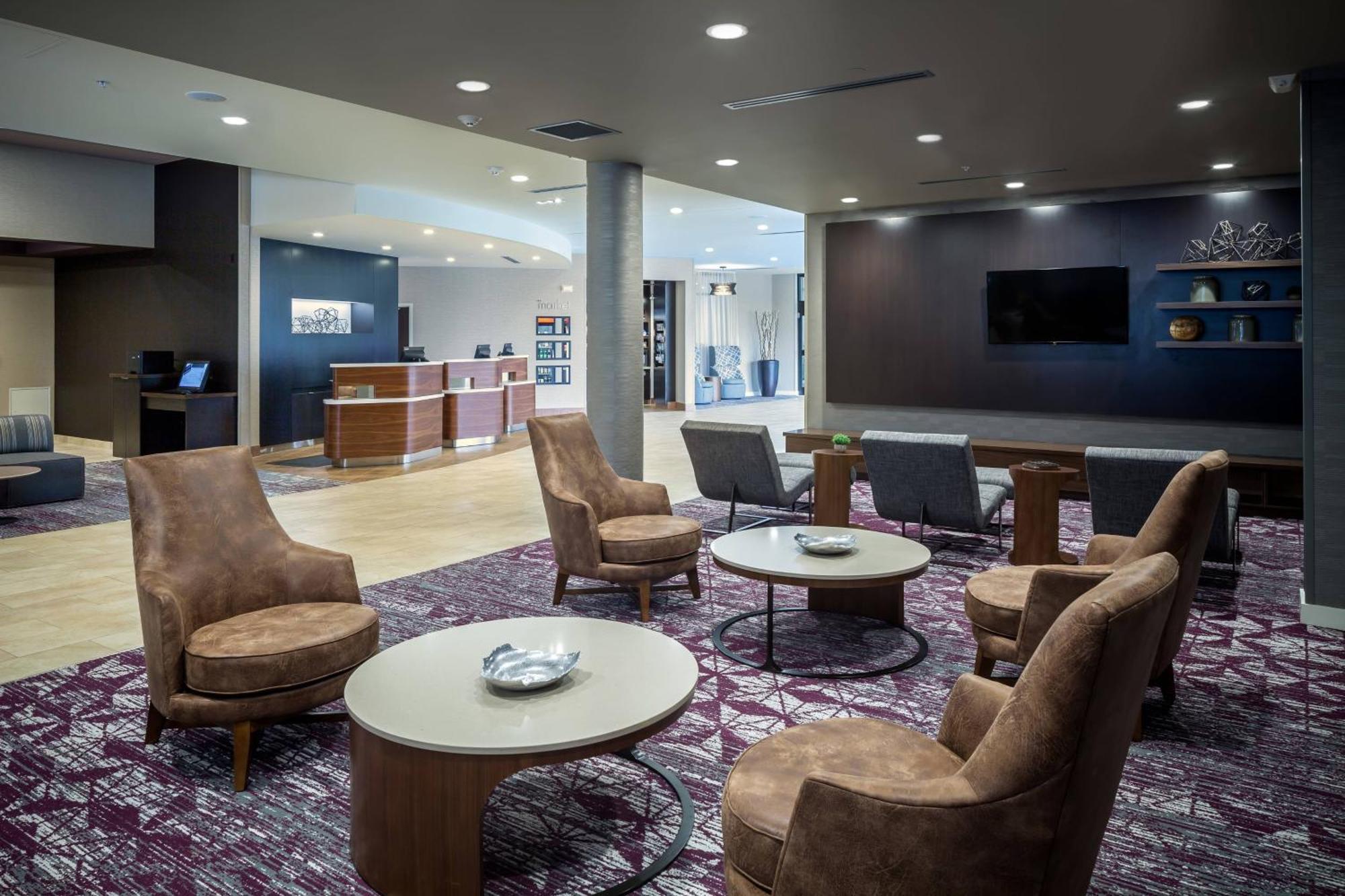 Courtyard By Marriott קורבליס מראה חיצוני תמונה