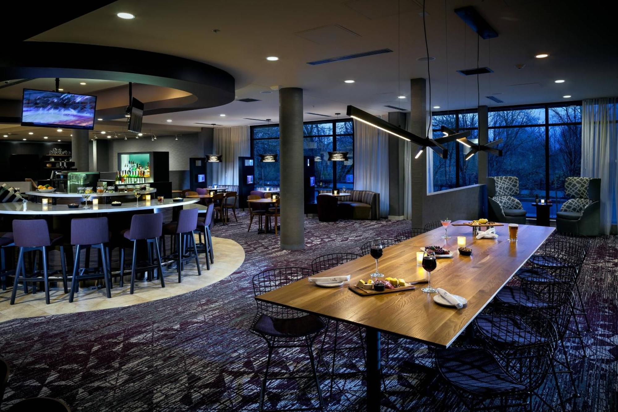 Courtyard By Marriott קורבליס מראה חיצוני תמונה