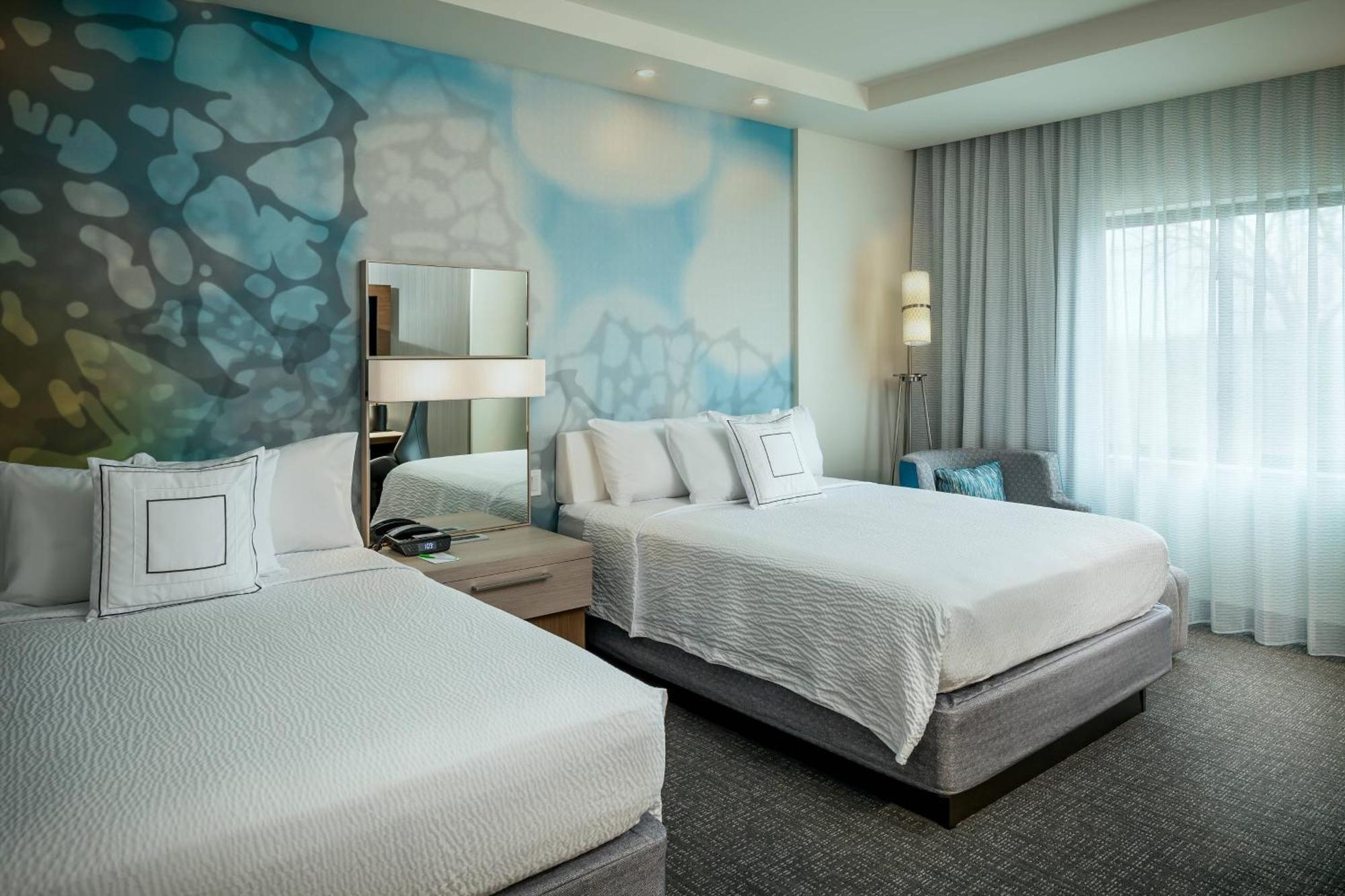 Courtyard By Marriott קורבליס מראה חיצוני תמונה