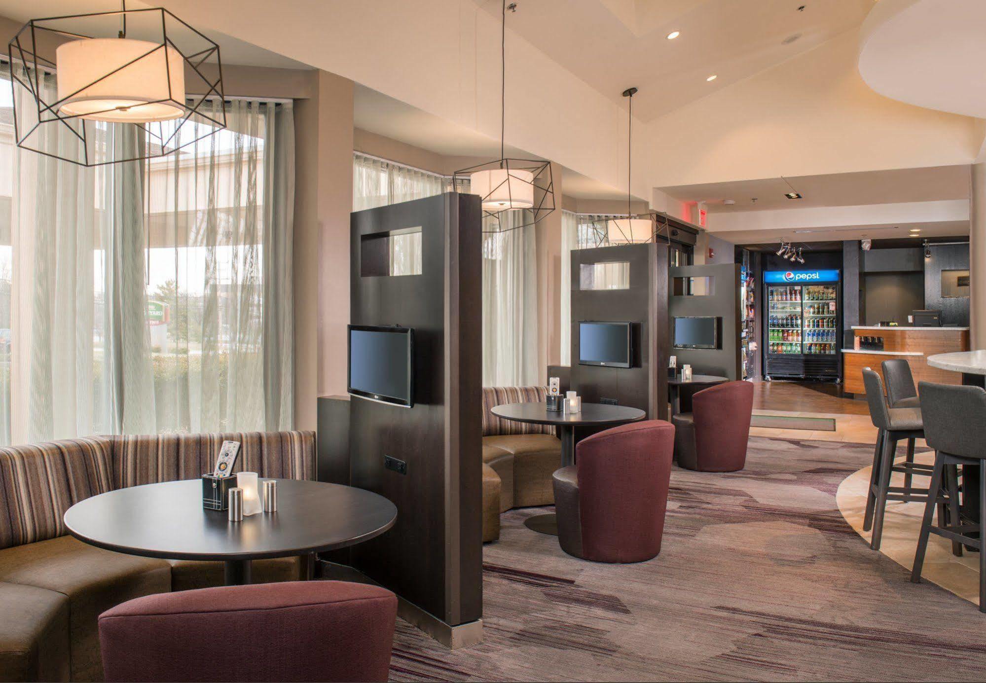 Courtyard By Marriott קורבליס מראה חיצוני תמונה